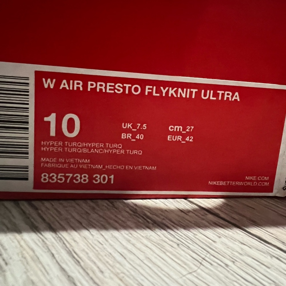 Nike Air Presto Flyknit Ultra Womens Size 10 Hyper Turq